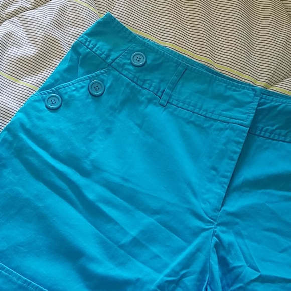 Courtenay 20W Shorts - Picture 2 of 4